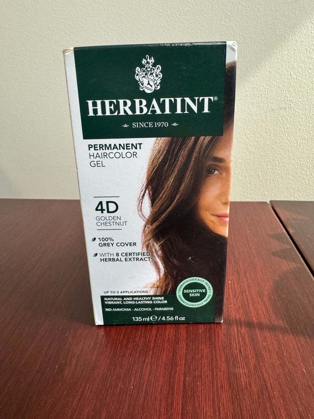 Herbatint Permanent Haircolor Gel 4D Golden Chestnut
